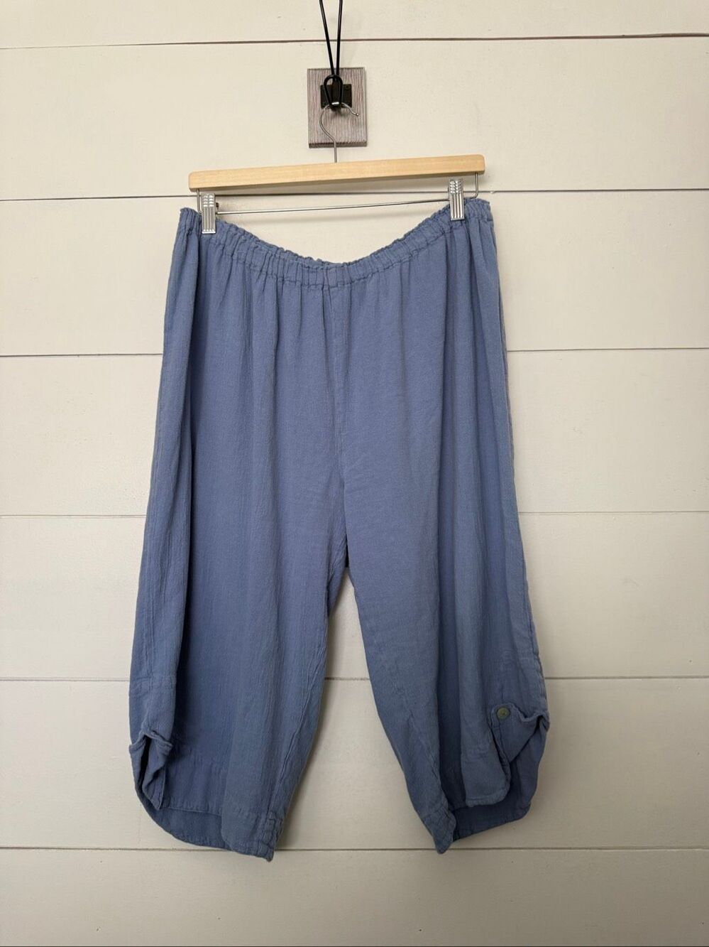 Oh My Gauze Women’s 3 Blue Cropped Pants Minimalist Lagenlook